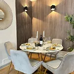 Spacious & Luxurious Flat In Montparnasse Apartament