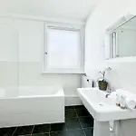 Spacious & Luxurious Flat In Montparnasse