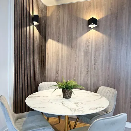 Spacious & Luxurious Flat In Montparnasse * Paříž