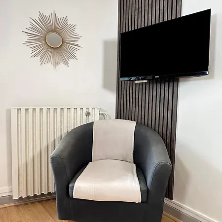 Spacious & Luxurious Flat In Montparnasse * Paříž