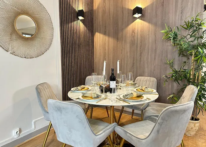 Spacious & Luxurious Flat In Montparnasse Apartment