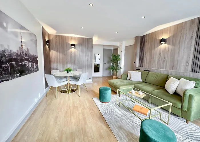 Spacious & Luxurious Flat In Montparnasse Apartment *
