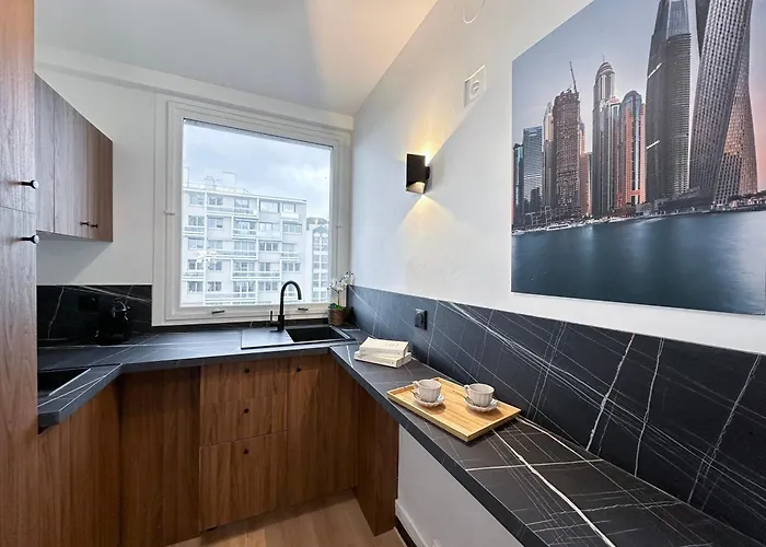 Spacious & Luxurious Flat In Montparnasse